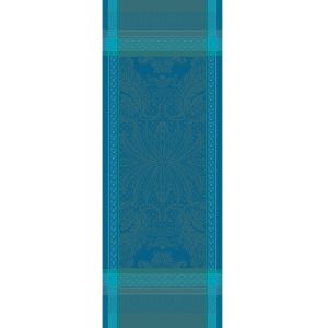 Isaphire Emerald Runner by Garnier Thiebaut