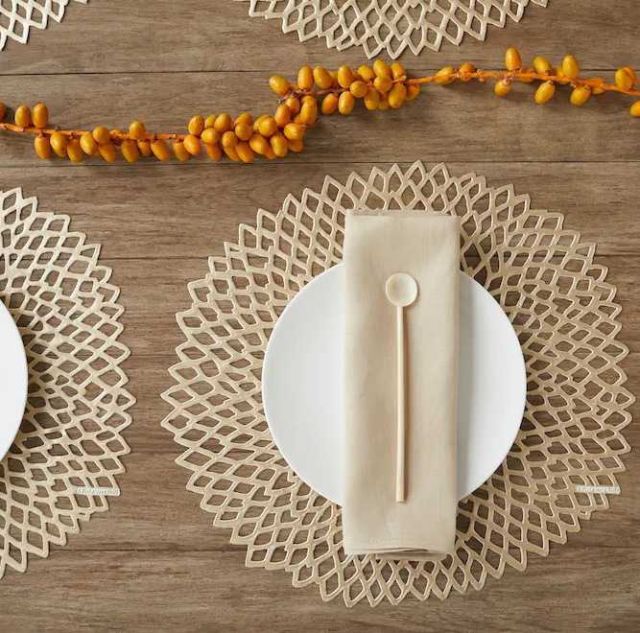 Chilewich Dahlia Round Placemats  