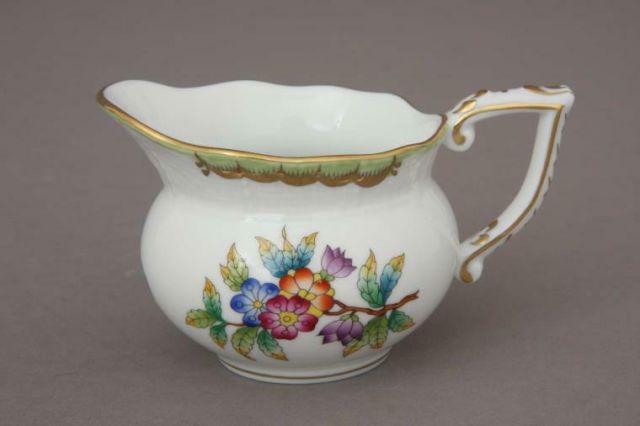 Herend Queen Victoria Creamer 00643-0-00VBO