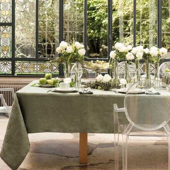 Le Jacquard Francais Tivoli - Green Tablecloth 69&quot X 98&quot 30852