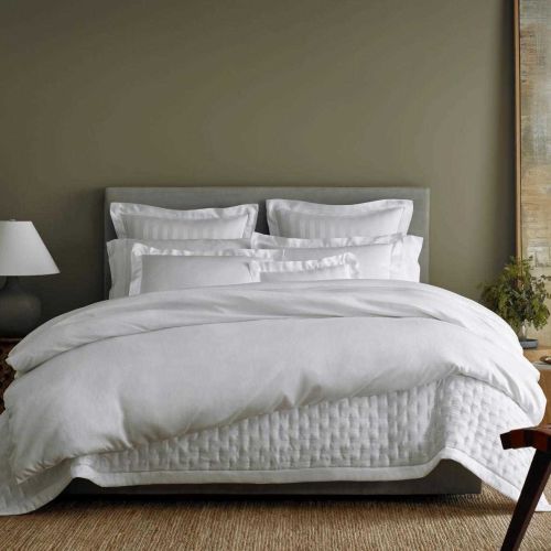 Home Treasures Athens White Solid Queen Sheet Set - Flat, Fitted And Two Pillowcases ATH1-WS-SS-QN