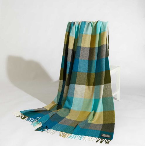 Foxford Lambswool Neale Throw 4308/A1