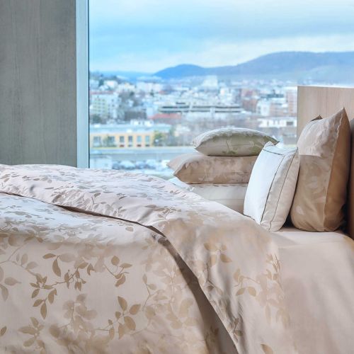 Christian Fischbacher Leaves Ivory  