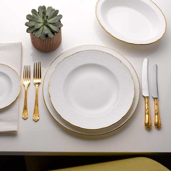 Gold Dinnerware