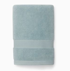 Bello Nuovo Aqua Hand Towel by Sferra