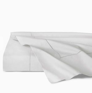 Giza 45 Percale Tin Queen Flat Sheet by Sferra