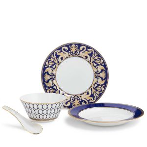 Renaissance Gold Dinnerware Set, 8 Pieces by Wedgwood