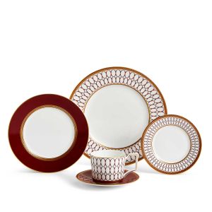 Renaissance Red Dinnerware Set, 5 Pieces by Wedgwood