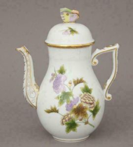 Royal Garden Flowers Coffeepot 0.9l, Butterfly Knob by Herend