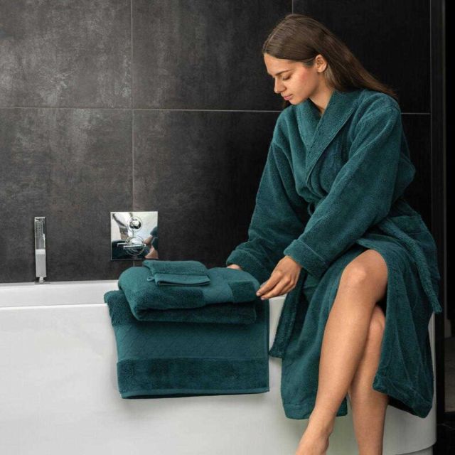 Le Jacquard Francais Caresse - Dark Green  