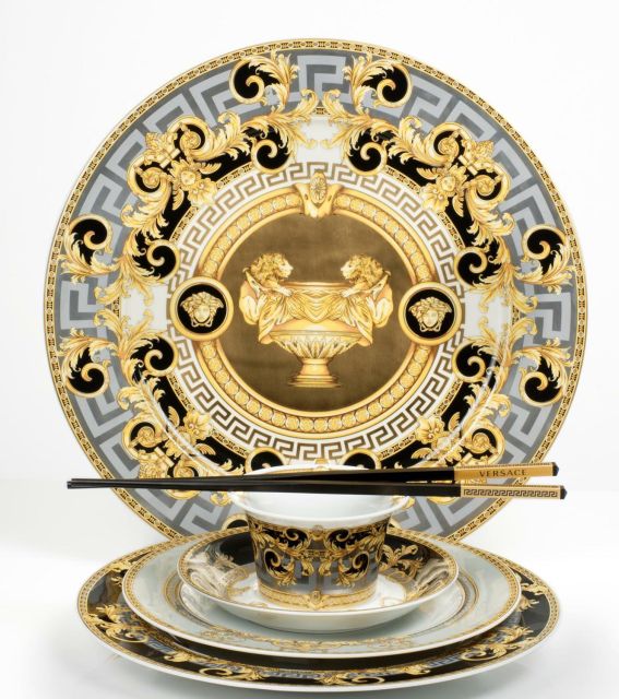 Versace Prestige Gala   