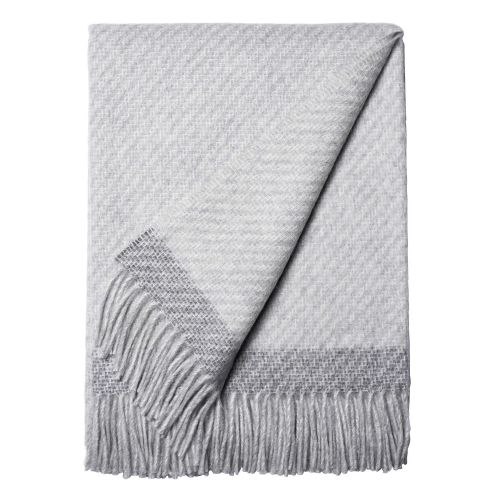Linen Way Kilarney Throw Light Grey/Charcoal Stripe 55% Alpaca 45% Wool TH.ALP.KI.LG